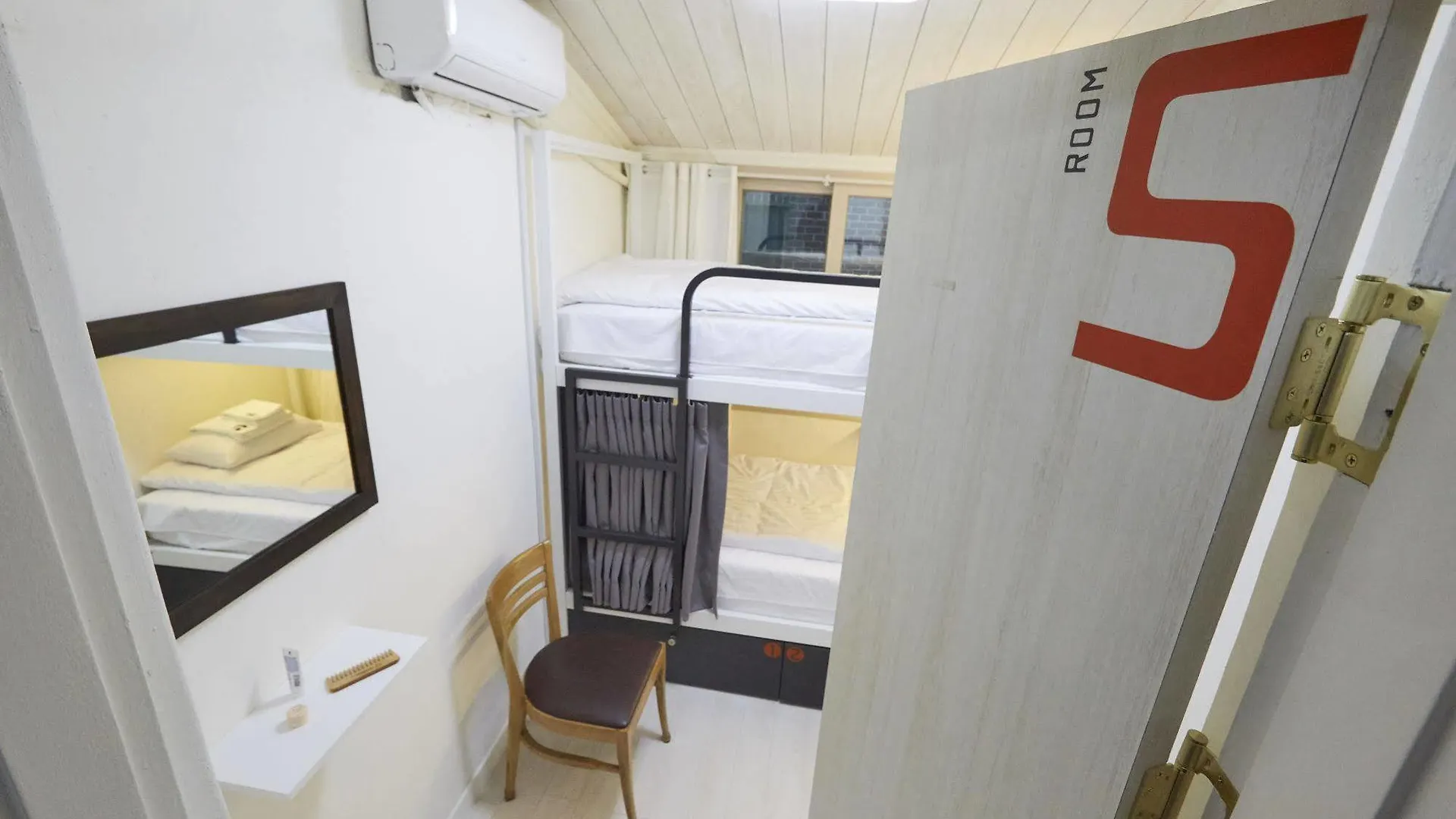 N Guest House Itawon Seoul 2*,